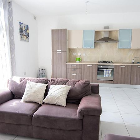 Seafront Room Msida Extérieur photo