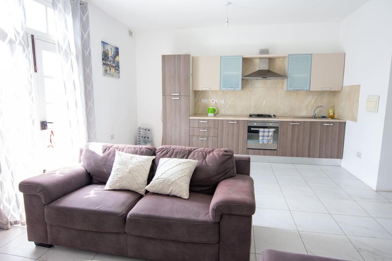 Seafront Room Msida Extérieur photo