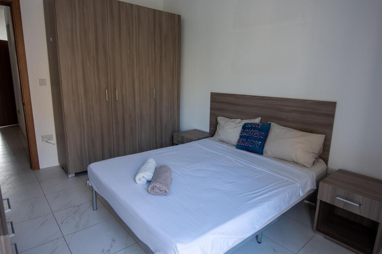 Seafront Room Msida Extérieur photo