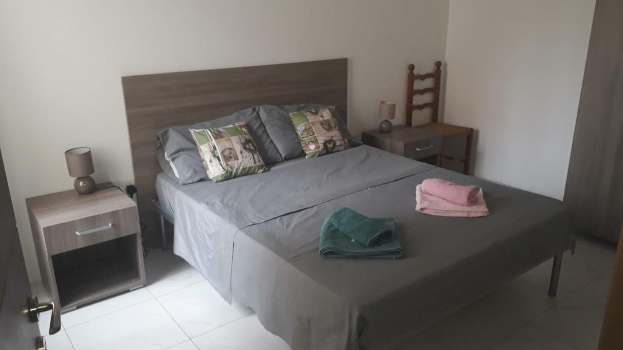 Seafront Room Msida Extérieur photo